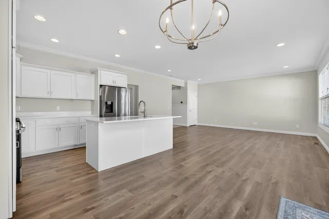 $399,900 | 3918 Orchard Drive, Bettendorf, IA 52722