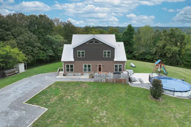 $989,900 | 1959 French Brantley Road, Wartrace, TN 37183