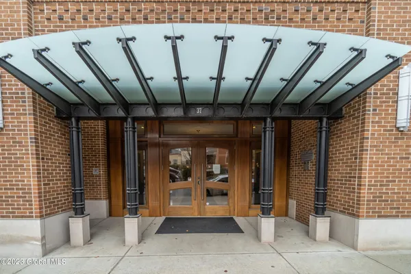 $22,000 | 37 Henry Street, Unit 401, Saratoga Springs, NY 12866