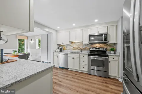 $585,000 | 9359 Gentle Way, Columbia, MD 21045