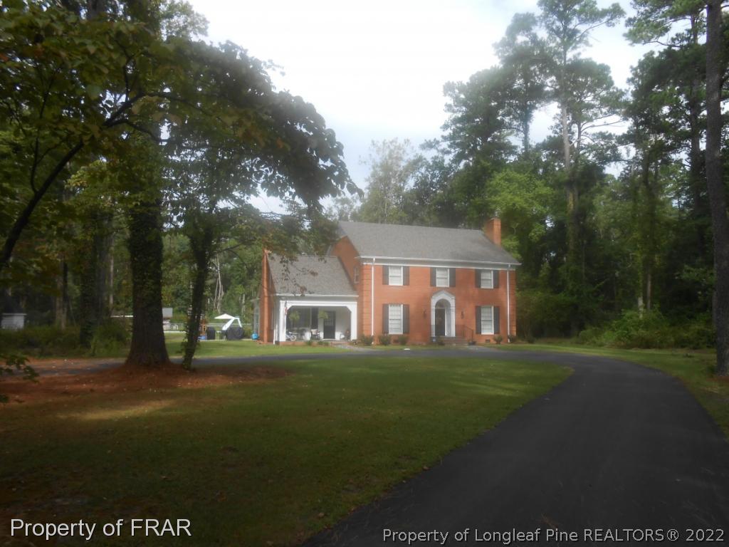 411 B T Road Lumberton, NC 28358 - Photo 3 of 36 Gallery Image 3