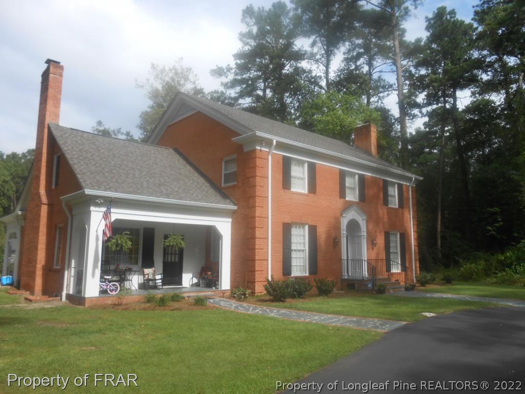 411 B T Road Lumberton, NC 28358 - Photo 4 of 36 Gallery Image 4