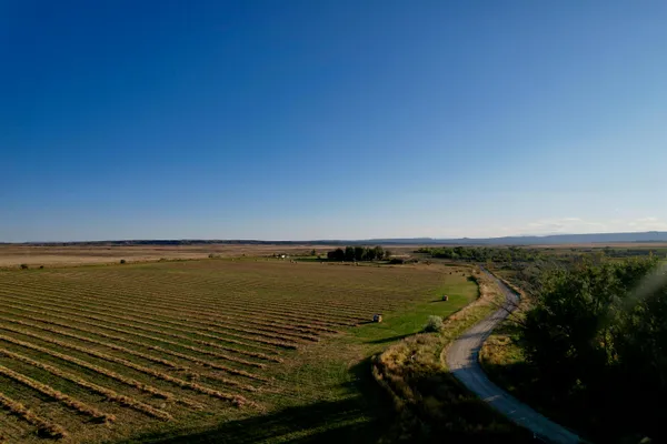 $400,000 | 32 Emblem Wy, Powell, WY 82435