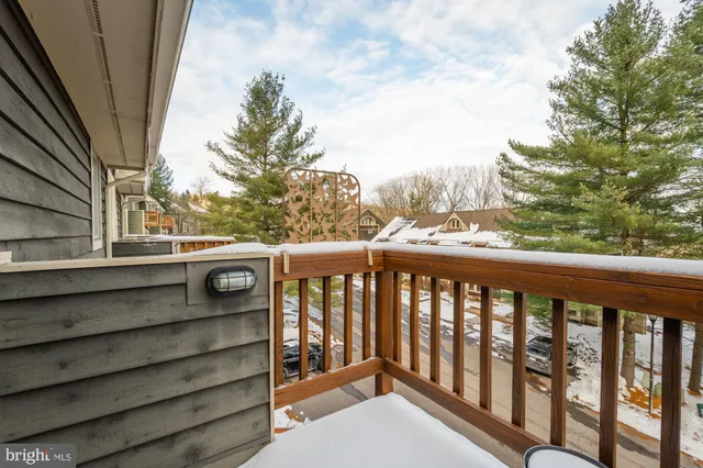a view of a field with an outdoor space