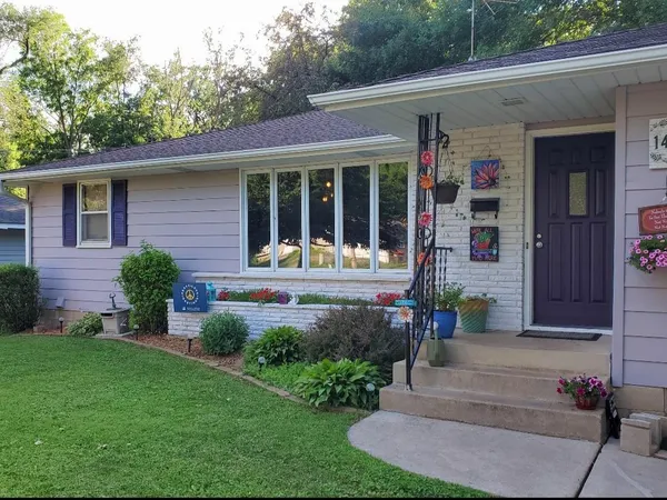 $344,000 | 1418 Tyler Street, Hastings, MN 55033