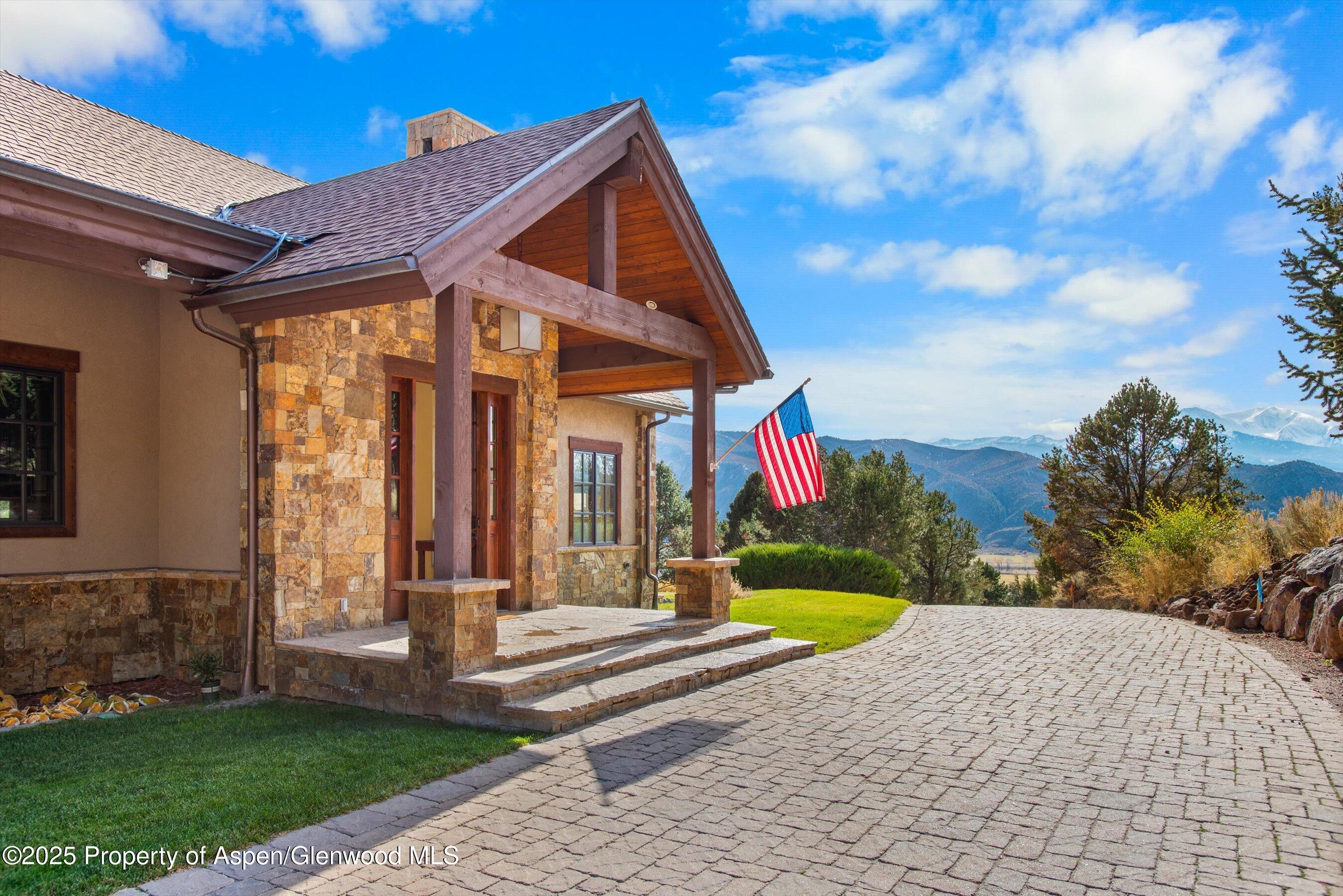 202 Ridge Road Basalt, CO 81621 - Photo 4 of 74 Front entrance looking down driveway