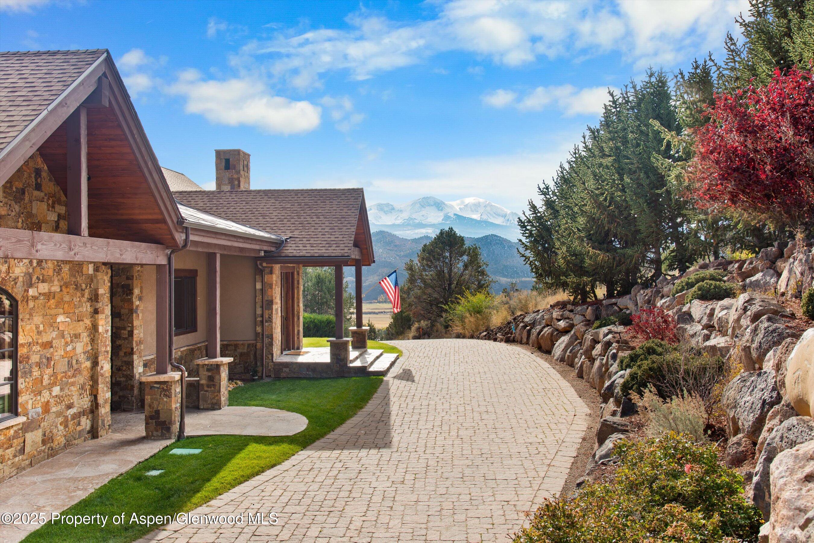 202 Ridge Road Basalt, CO 81621 - Photo 5 of 74 Front entrance looking down driveway