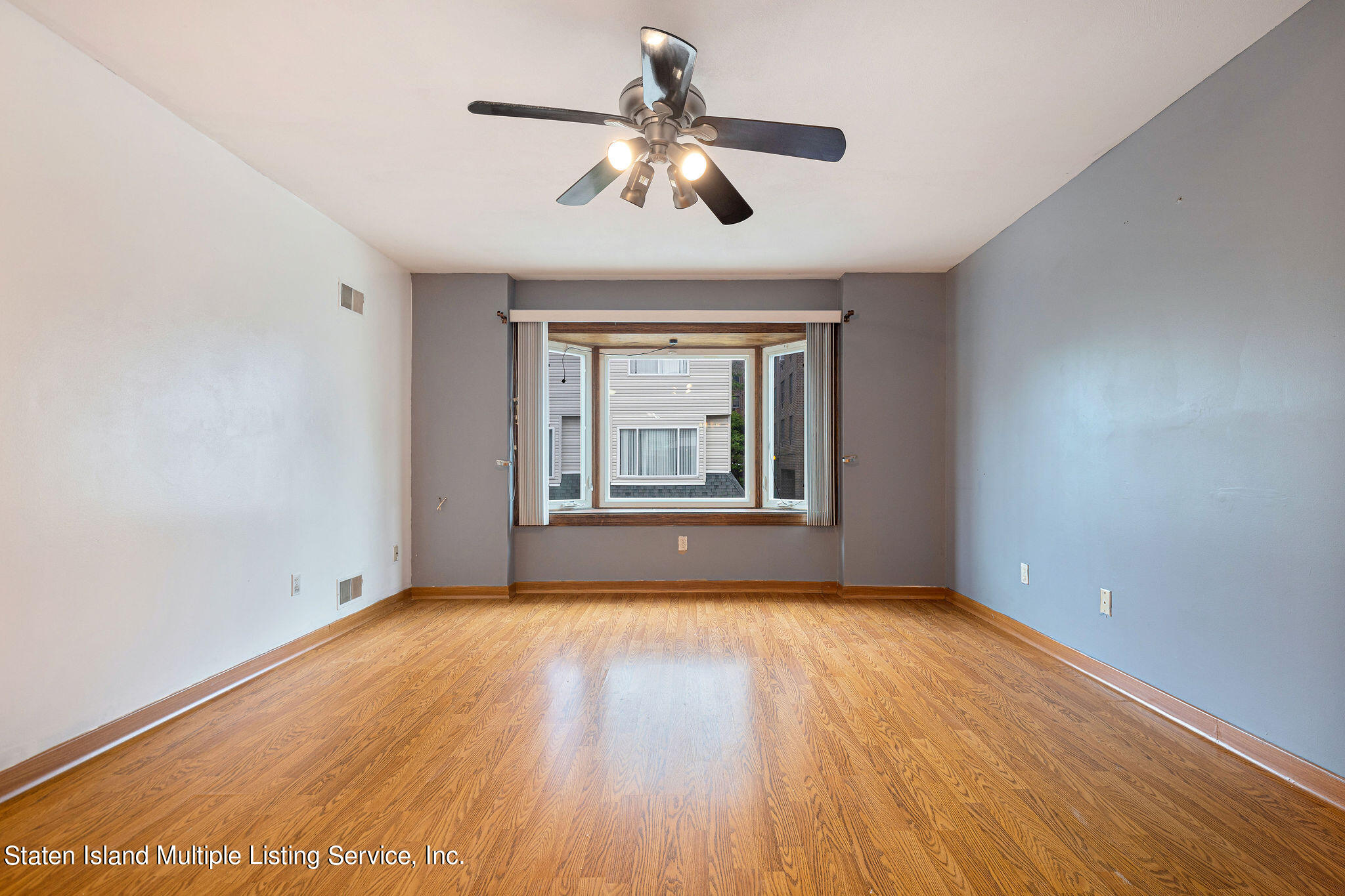 65 Courtney Loop Staten Island, NY 10305 - Photo 13 of 48 65CourtneyLoop-11