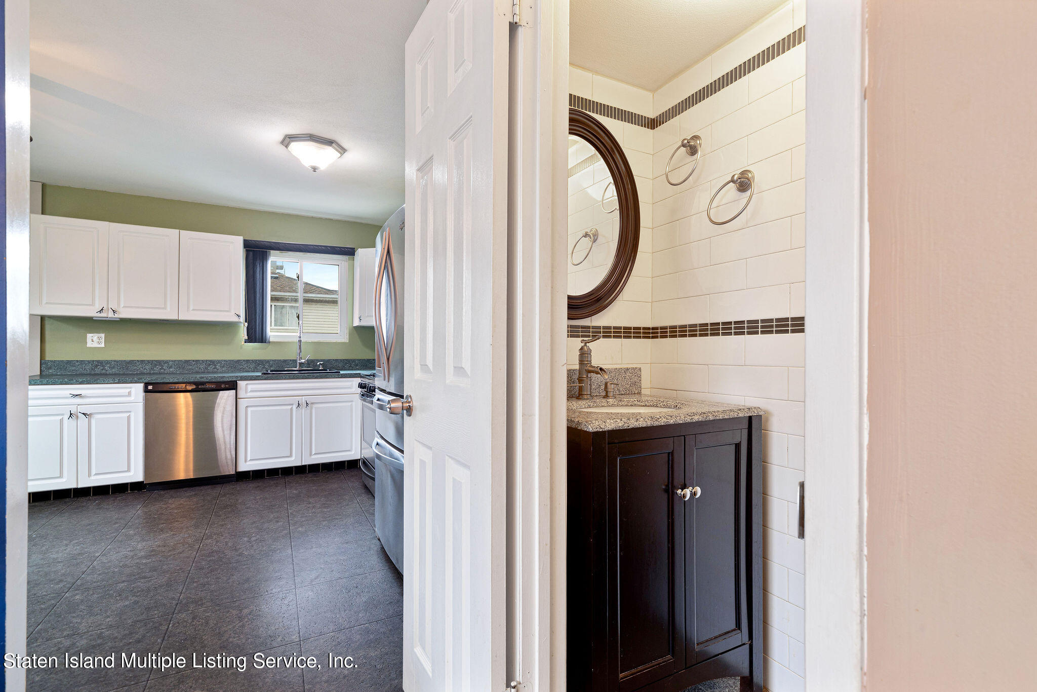 65 Courtney Loop Staten Island, NY 10305 - Photo 17 of 48 65CourtneyLoop-15