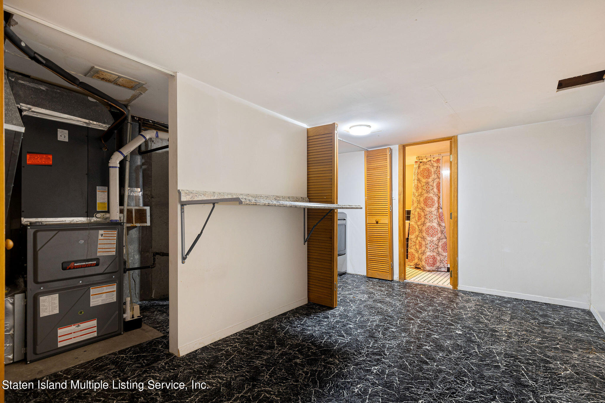 65 Courtney Loop Staten Island, NY 10305 - Photo 34 of 48 65CourtneyLoop-32