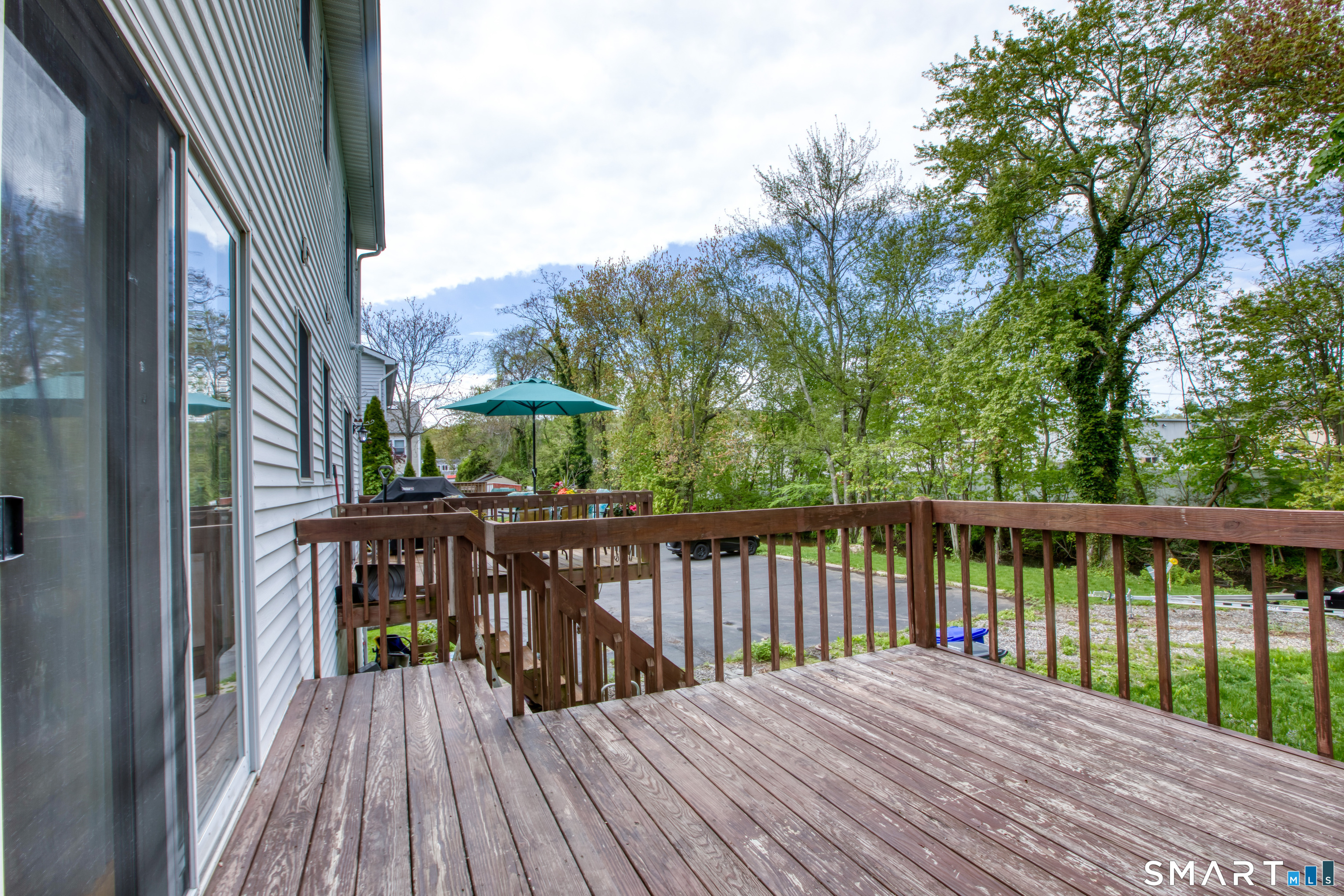 10 Clancy Road, Unit B Branford, CT 06405 - Photo 18 of 20