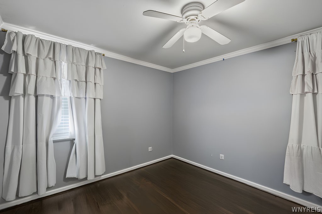 955 Beach Road Cheektowaga, NY 14225 - Photo 10 of 27