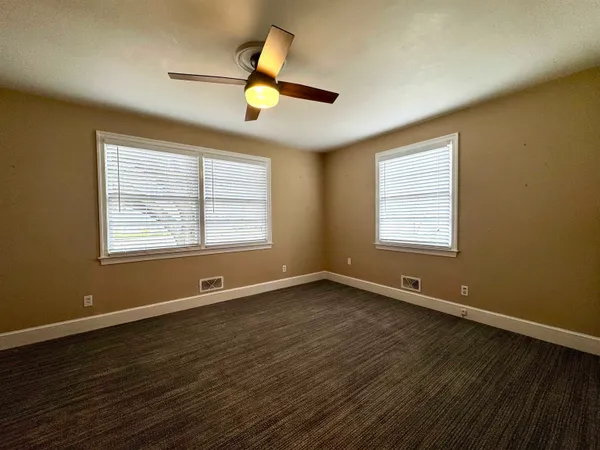 $186,500 | 517 County Rd S-45-104, Kingstree, SC 29556