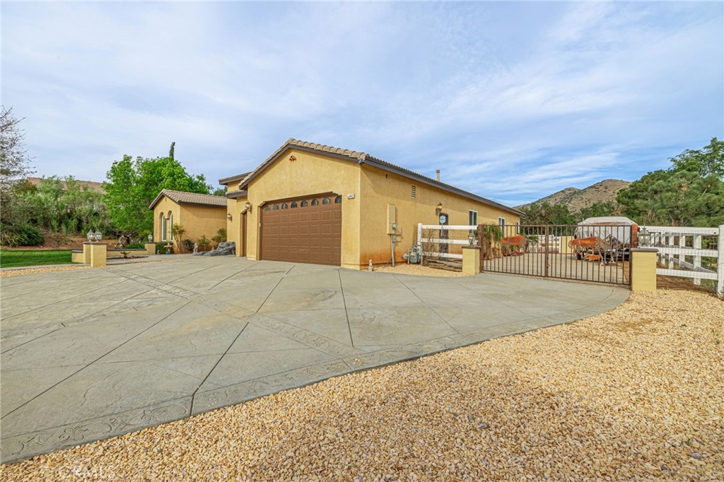 33442 Desert Road Acton, CA 93510 - Photo 39 of 58