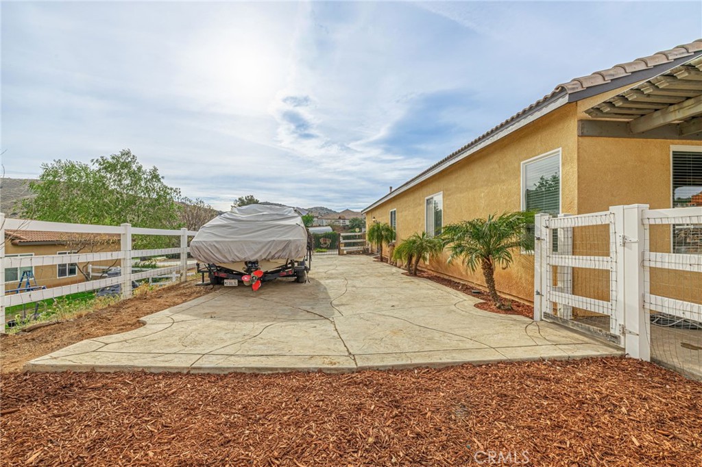 33442 Desert Road Acton, CA 93510 - Photo 40 of 58