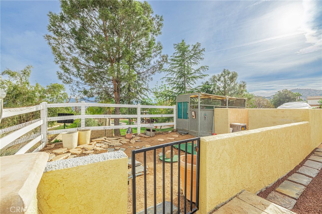 33442 Desert Road Acton, CA 93510 - Photo 43 of 58