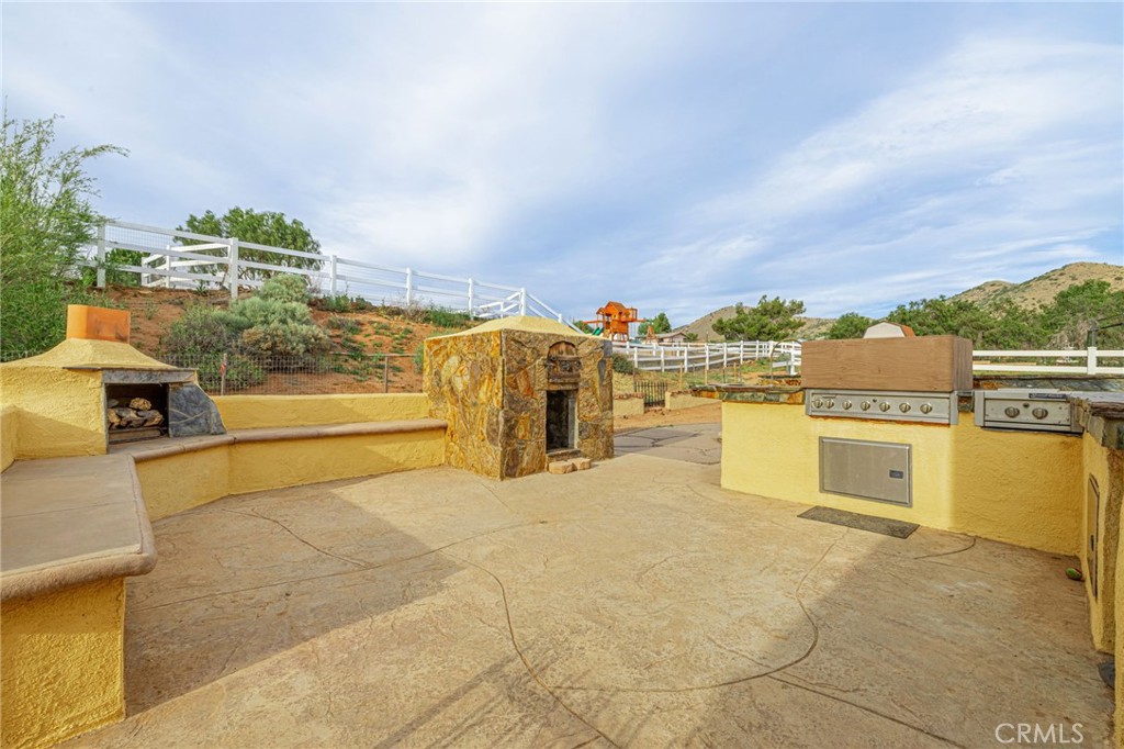 33442 Desert Road Acton, CA 93510 - Photo 49 of 58