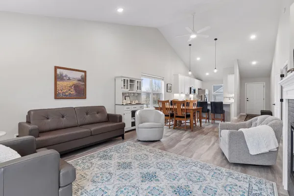 $525,000 | 1460 Raymond Drive, Waconia, MN 55387