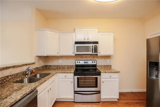 $2,300 | 3801 Thayer Trace, Duluth, GA 30096