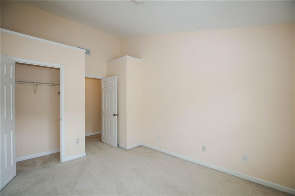 3801 Thayer Trace Duluth, GA 30096 - Photo 38 of 44 an empty room with closet