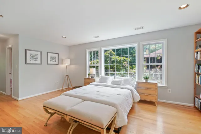 $1,249,000 | 903 Heather Avenue, Takoma Park, MD 20912