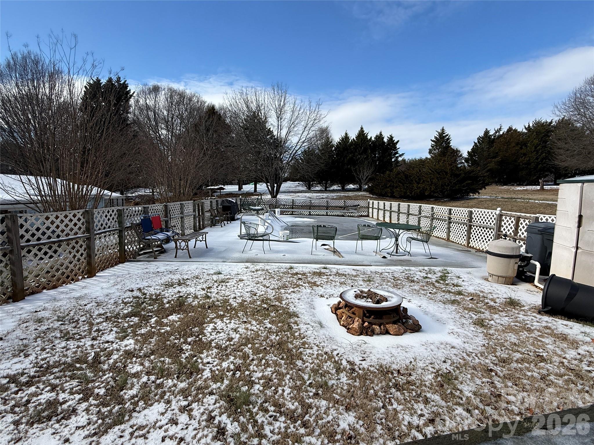 5876 Leil Road Hickory, NC 28602 - Photo 3 of 8