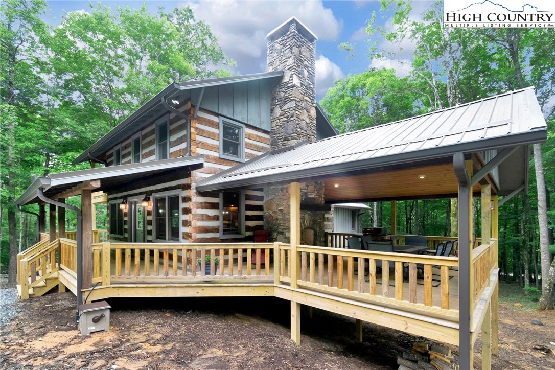 289 Big Tree Road West Jefferson, NC 28694 - Photo 3 of 41 Gallery Image 3