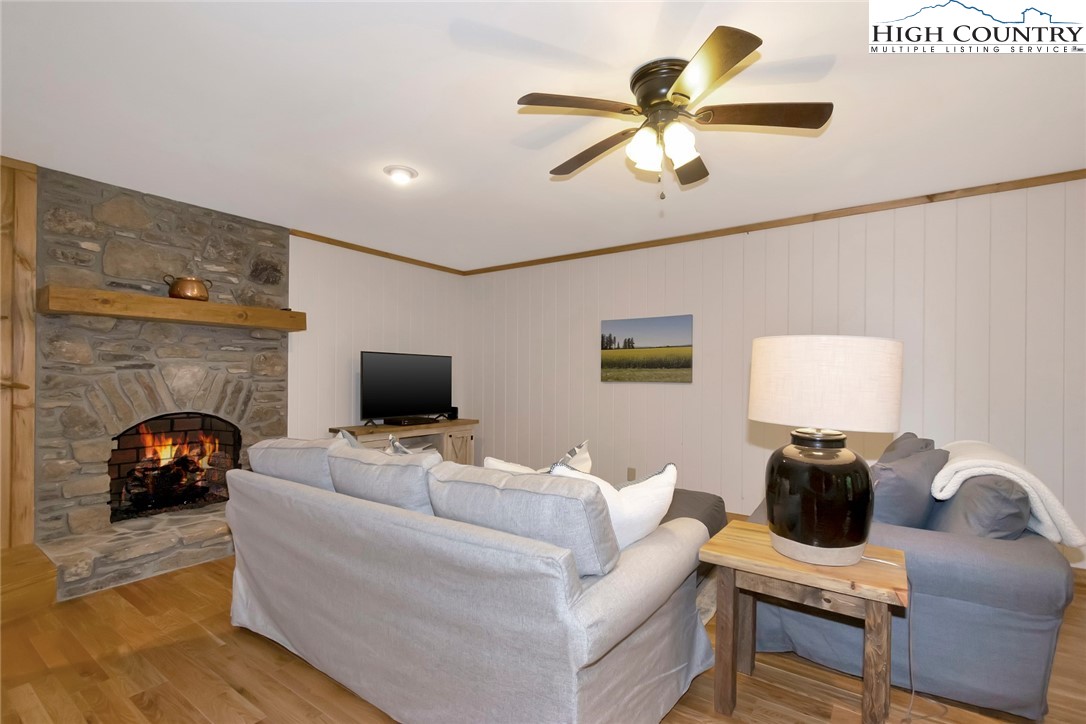 289 Big Tree Road West Jefferson, NC 28694 - Photo 7 of 41 Gallery Image 7