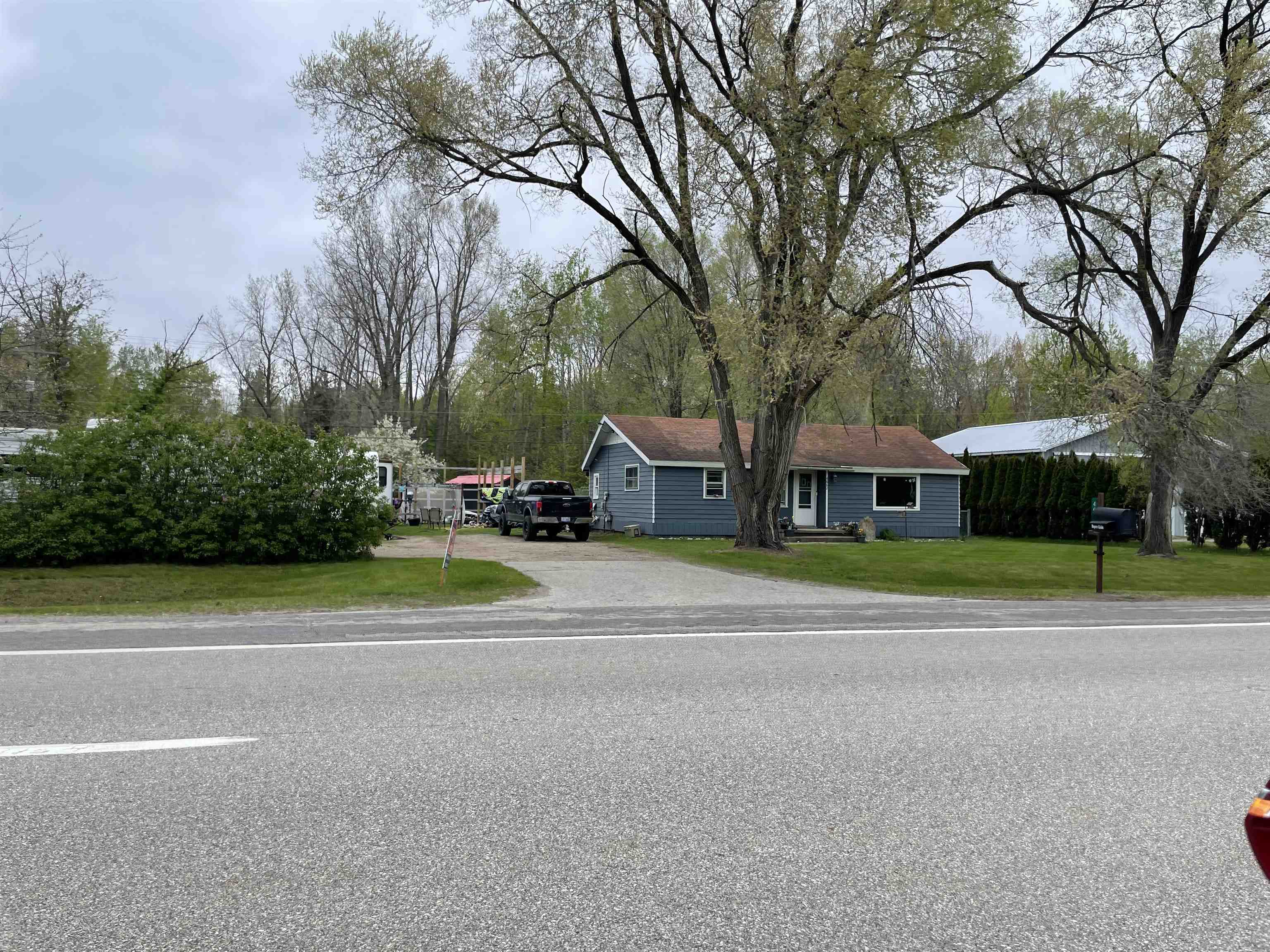 4662 West Isabella Road Shepherd, MI 48883 - Photo 4 of 20
