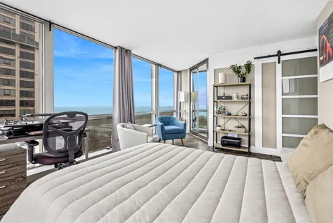 $489,000 | 330 West Diversey Parkway, Unit 2108, Chicago, IL 60657