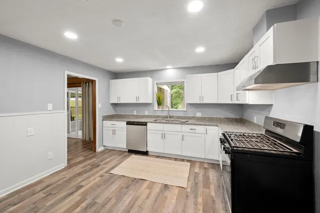 $1,400 | 205 Taft Avenue, Cleveland, TX 77327