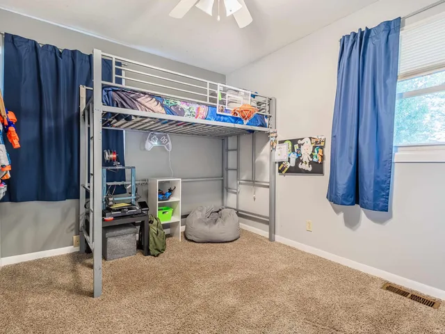 $220,000 | 801 North Maxine Drive, Ossian, IN 46777