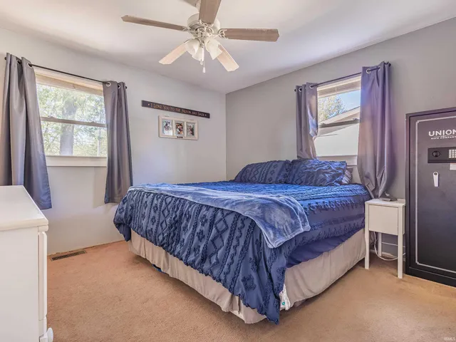 $220,000 | 801 North Maxine Drive, Ossian, IN 46777