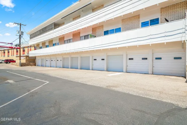 $215,000 | 4155 Krupp Drive, Unit J, El Paso, TX 79902