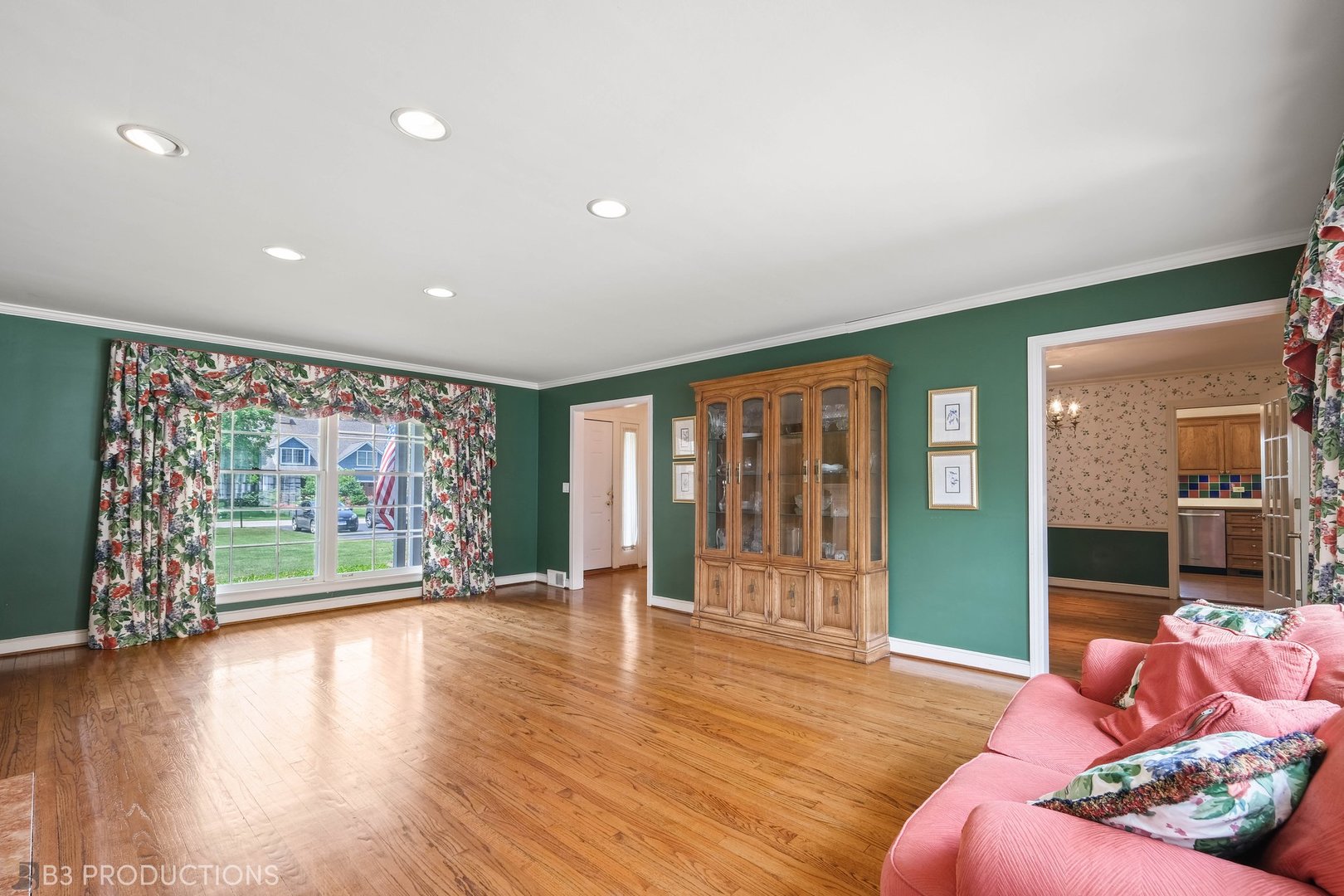 333 North Branch Road Glenview, IL 60025 - Photo 3 of 25 Gallery Image 3
