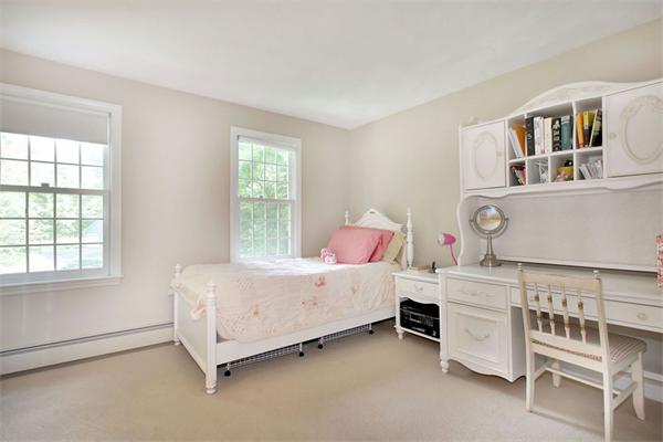 12 Windemere Drive Acton, MA 01720 - Photo 19 of 27