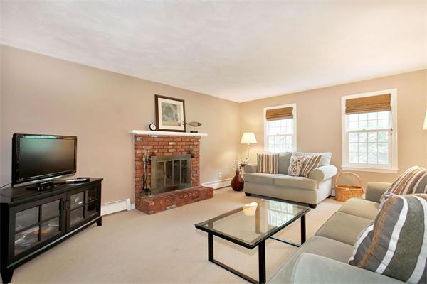 12 Windemere Drive Acton, MA 01720 - Photo 8 of 27