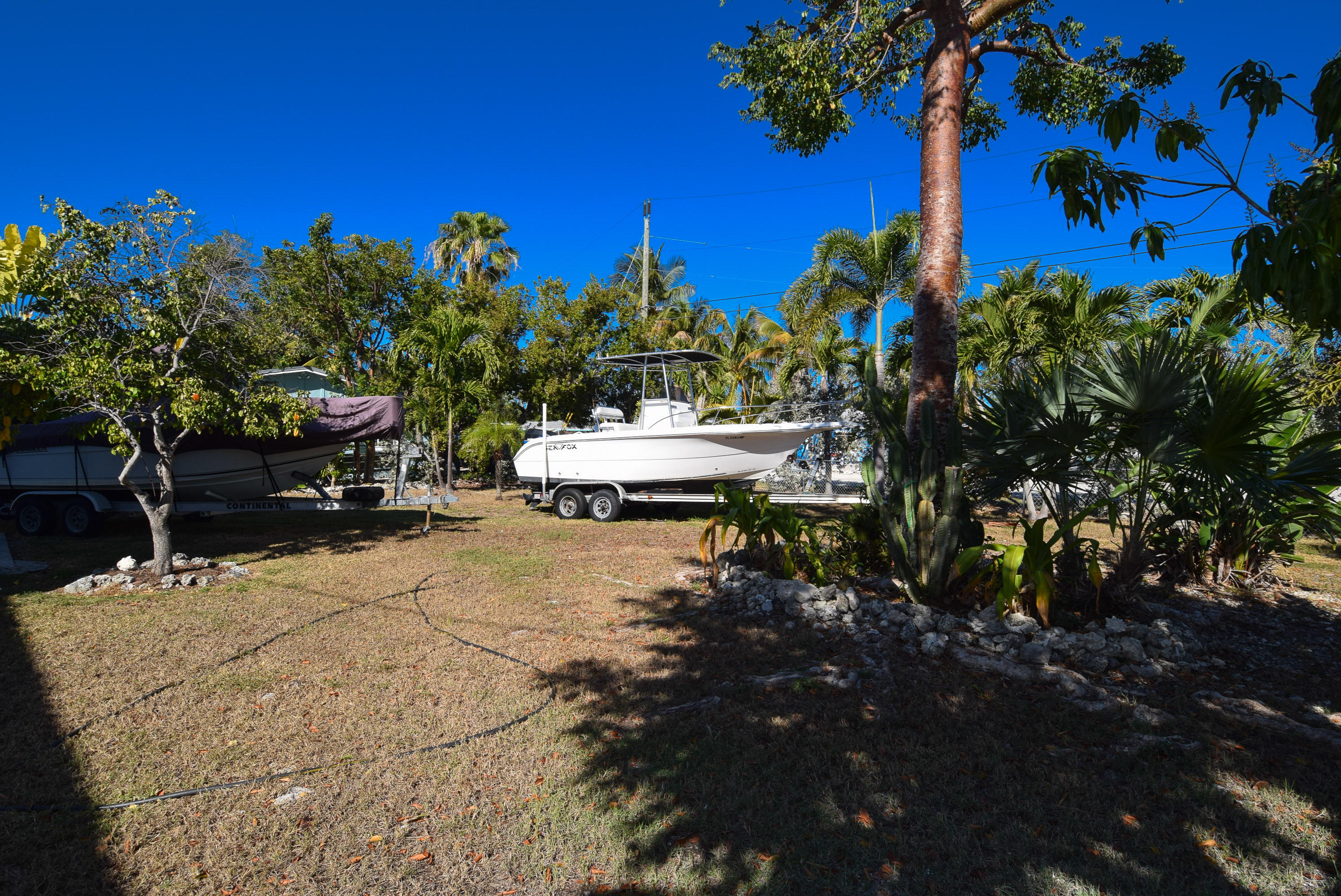 419 3rd Street Key Largo, FL 33037 - Photo 3 of 40 DSC_0415