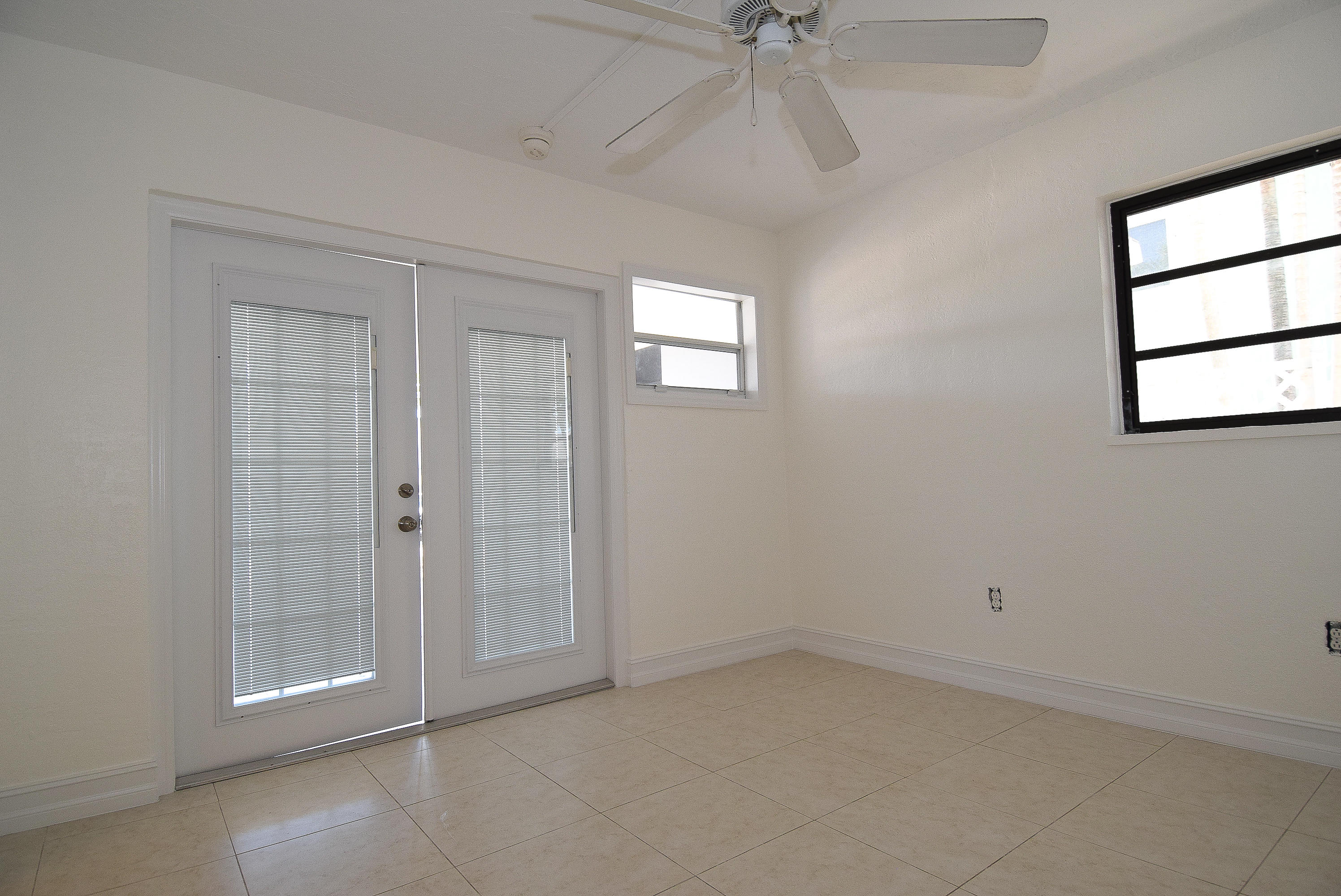 419 3rd Street Key Largo, FL 33037 - Photo 28 of 40 DSC_0390