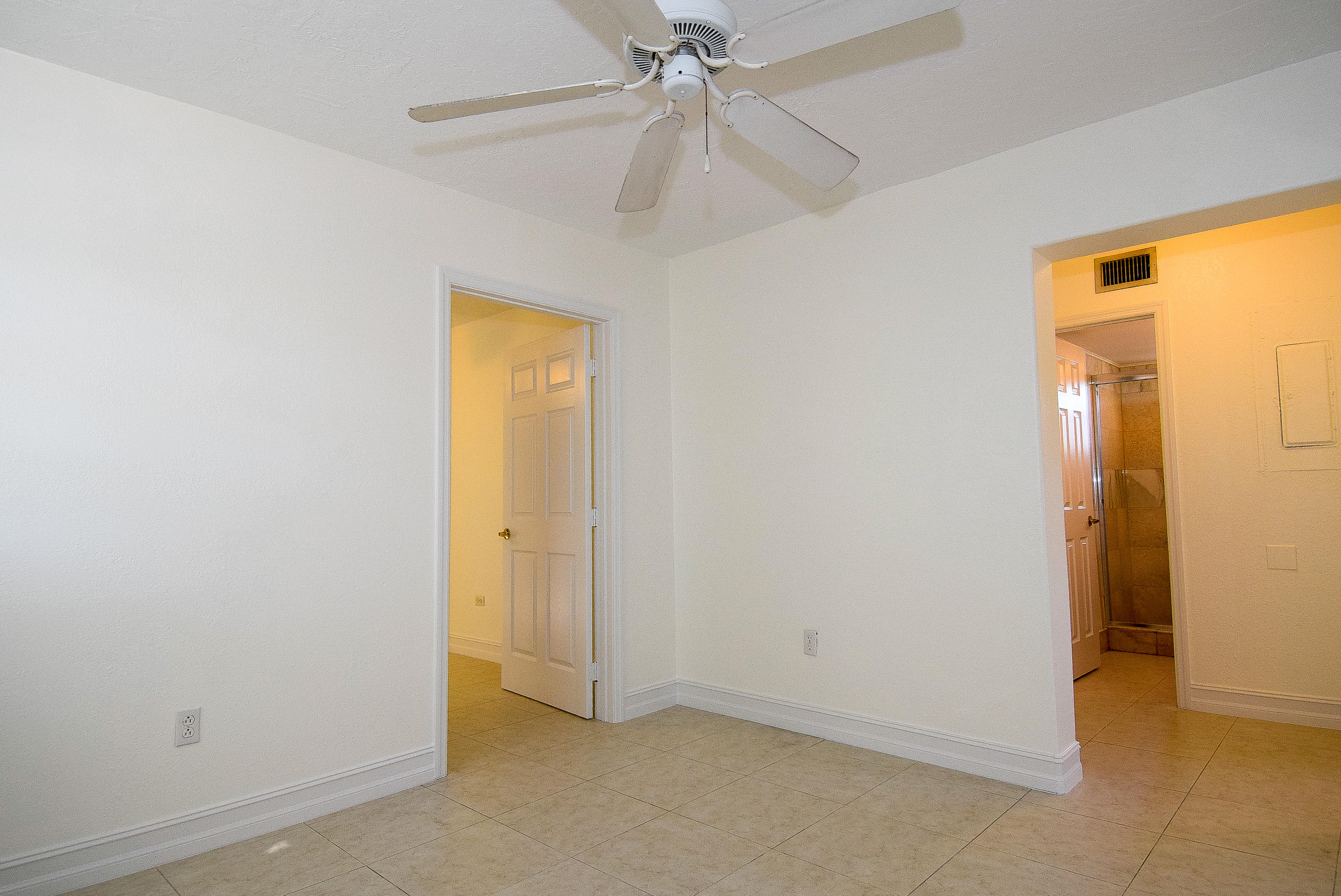 419 3rd Street Key Largo, FL 33037 - Photo 31 of 40 DSC_0385