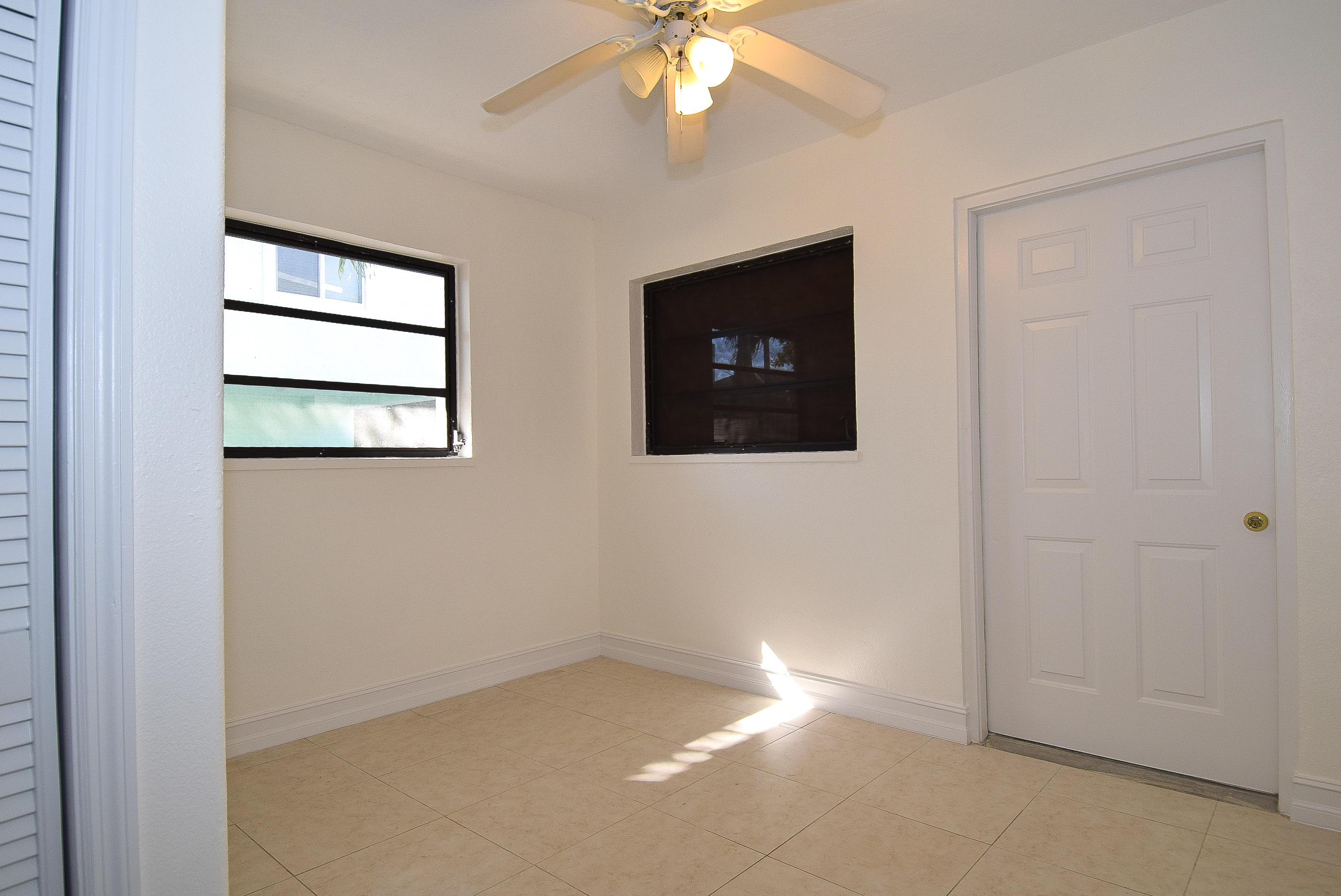 419 3rd Street Key Largo, FL 33037 - Photo 32 of 40 DSC_0387