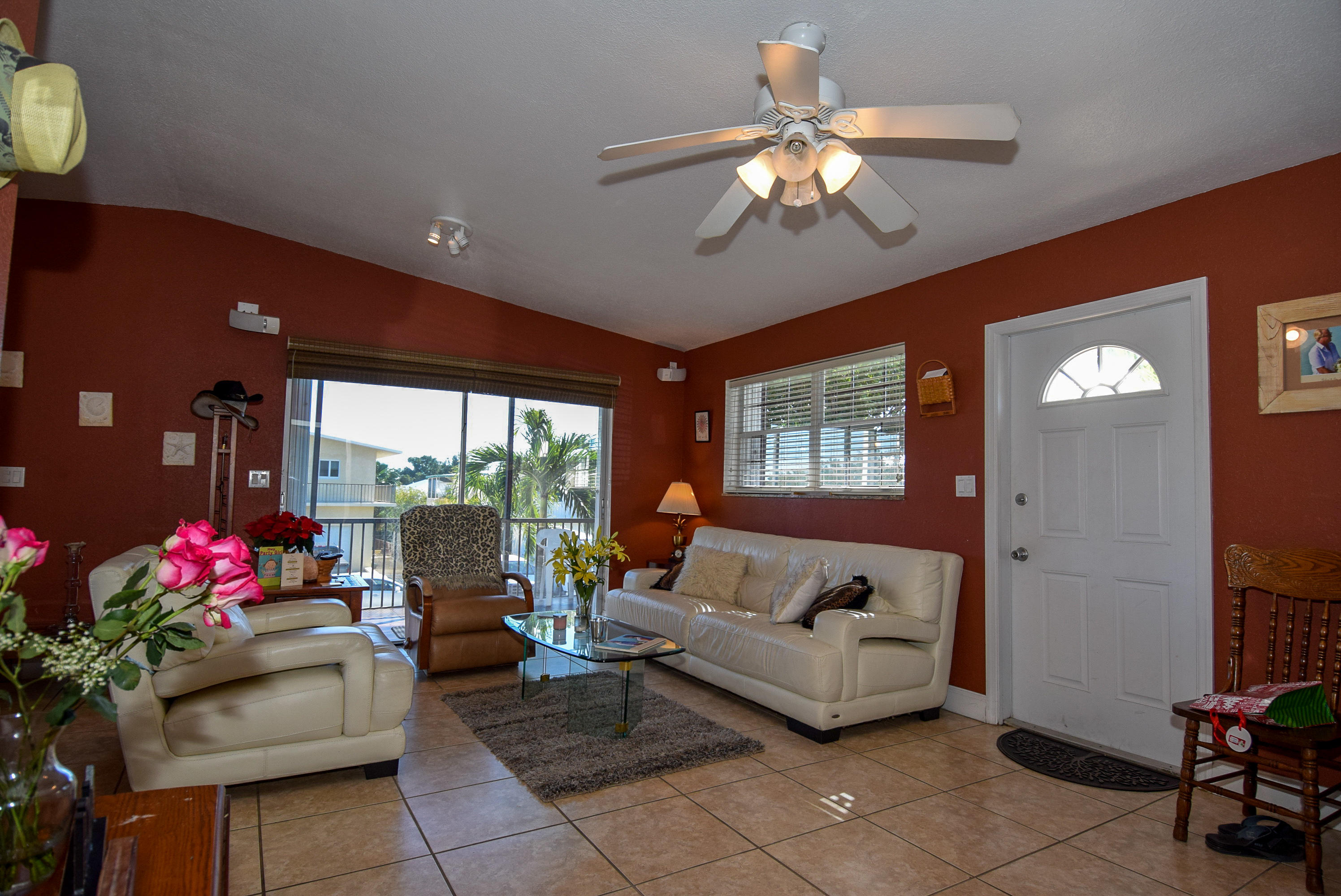 419 3rd Street Key Largo, FL 33037 - Photo 8 of 40 DSC_0409