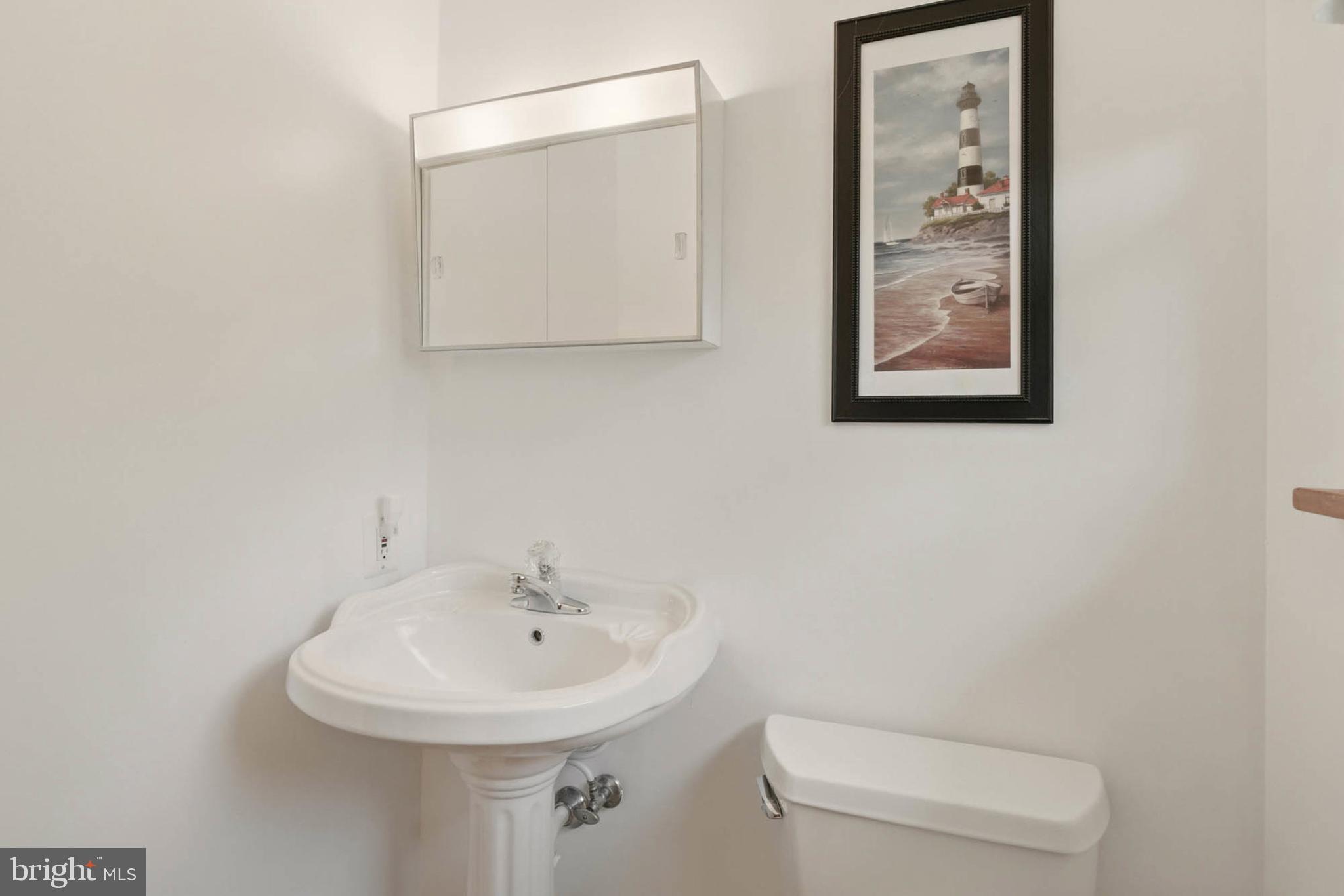111 Trevanion Road Taneytown, MD 21787 - Photo 17 of 28 HALF BATH IN PRIMARY