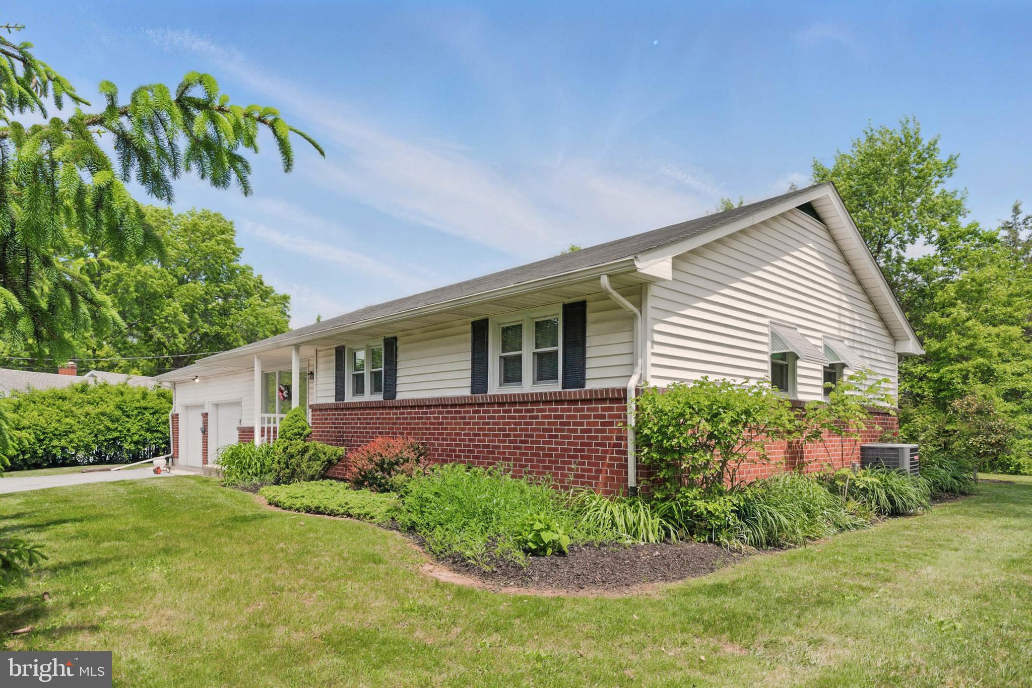 111 Trevanion Road Taneytown, MD 21787 - Photo 3 of 28 WELL MAINTAINED