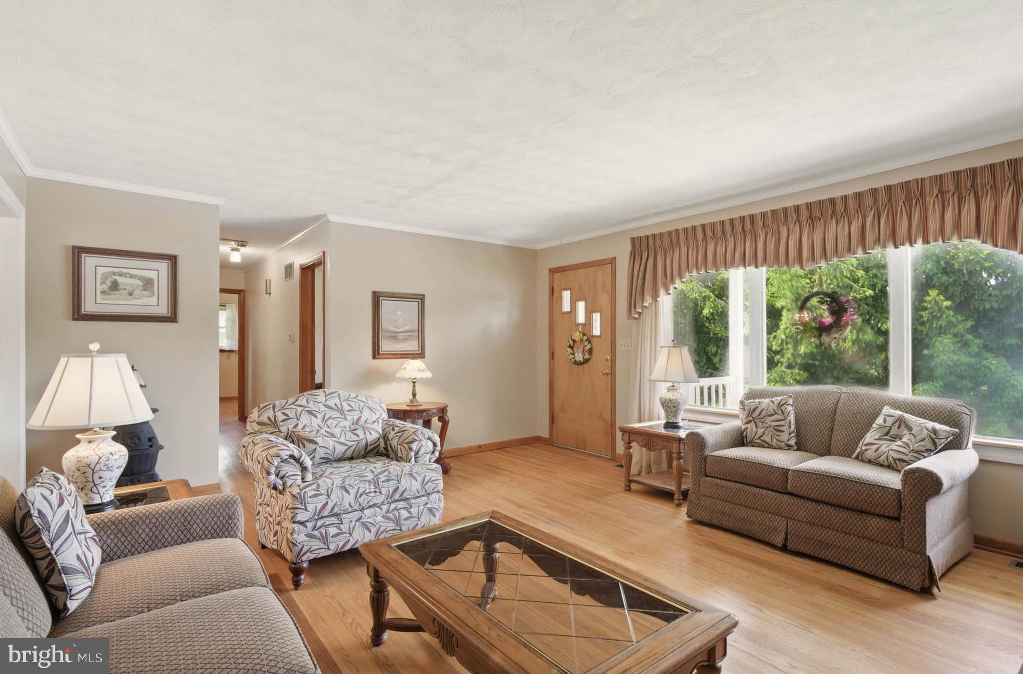 111 Trevanion Road Taneytown, MD 21787 - Photo 6 of 28 TONS OF NATURAL LIGHT