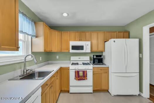 10 Lexington Road Howell, NJ 07731 - Photo 3 of 33 large-019c2e12-509b-7011-ad9a-8155730e29