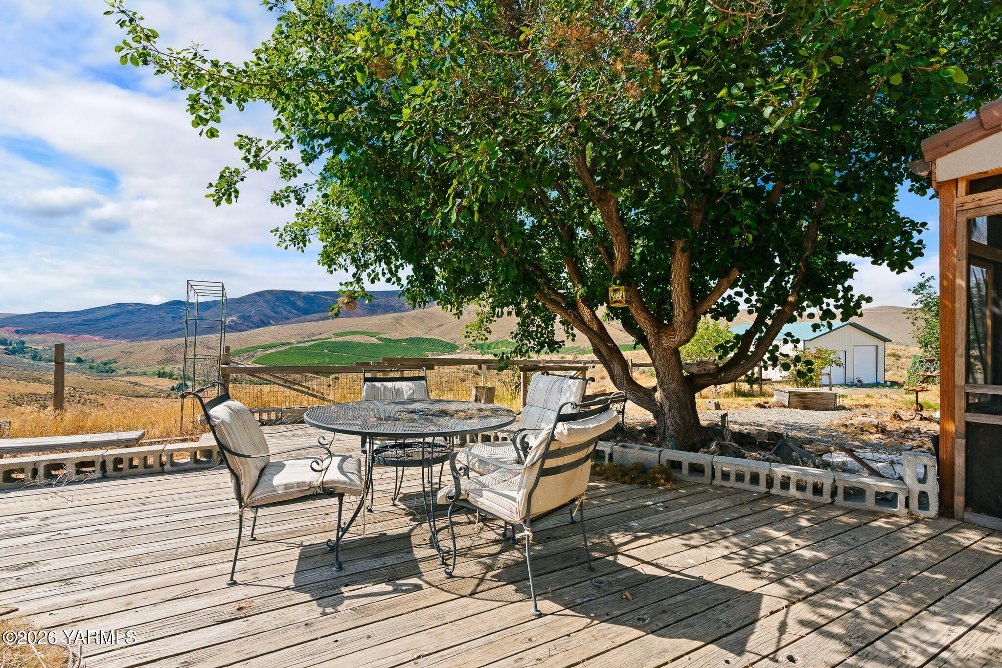 723 Burbank Creek Road Yakima, WA 98901 - Photo 26 of 48 723 Burbank Creek Rd-26