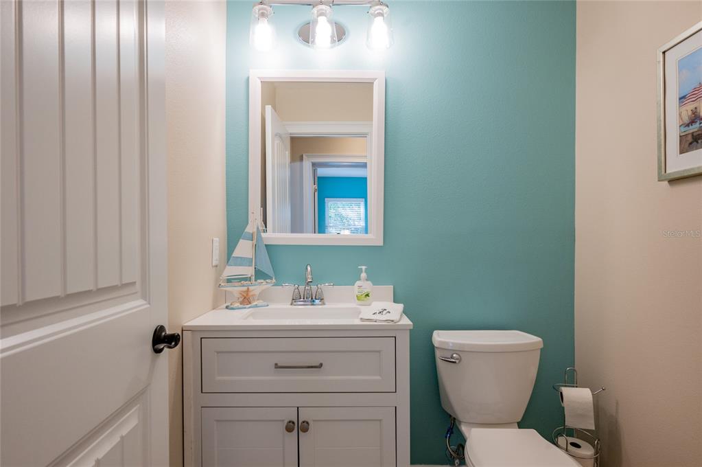 213 75th Street Holmes Beach, FL 34217 - Photo 32 of 44