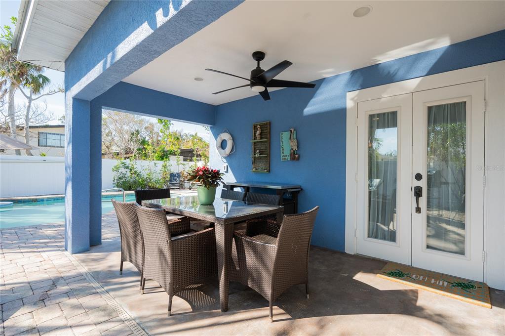 213 75th Street Holmes Beach, FL 34217 - Photo 38 of 44