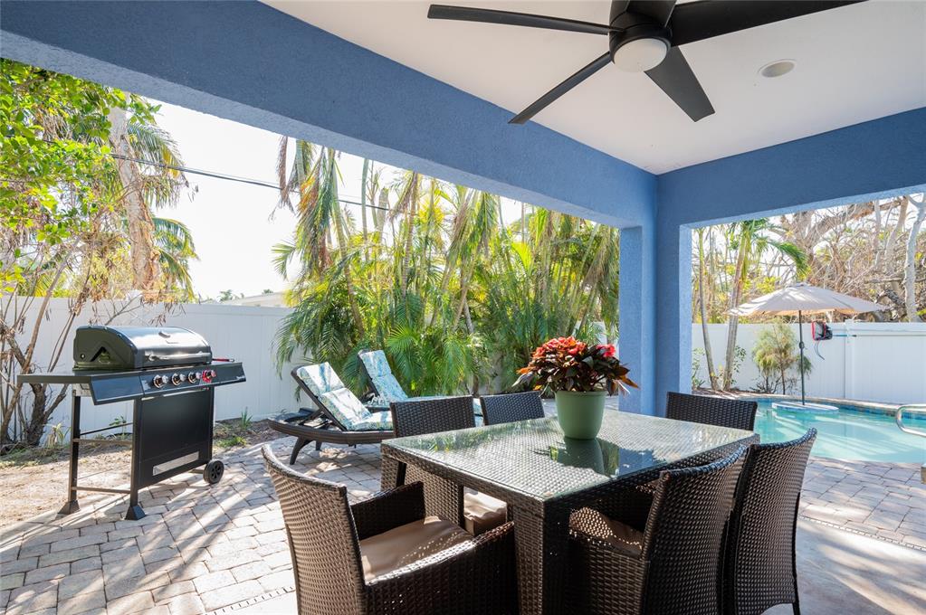 213 75th Street Holmes Beach, FL 34217 - Photo 39 of 44